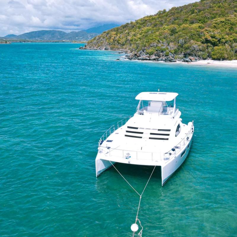 a small boat in a body of water